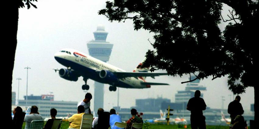 spotters-schiphol-vliegtuig-verkeerstoren