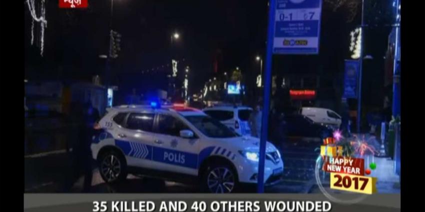 Terrorist verkleed als kerstman schiet 39 mensen dood in Turkse nachtclub 