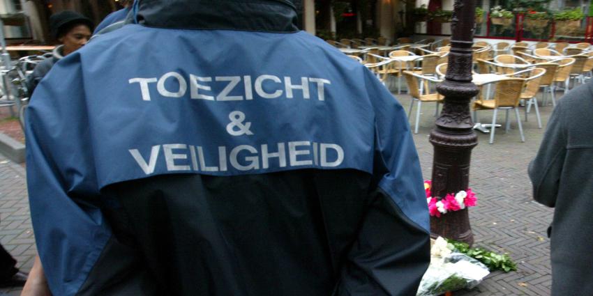 Burgemeester zet extra toezichthouders in na dodelijke schietpartij Amsterdam