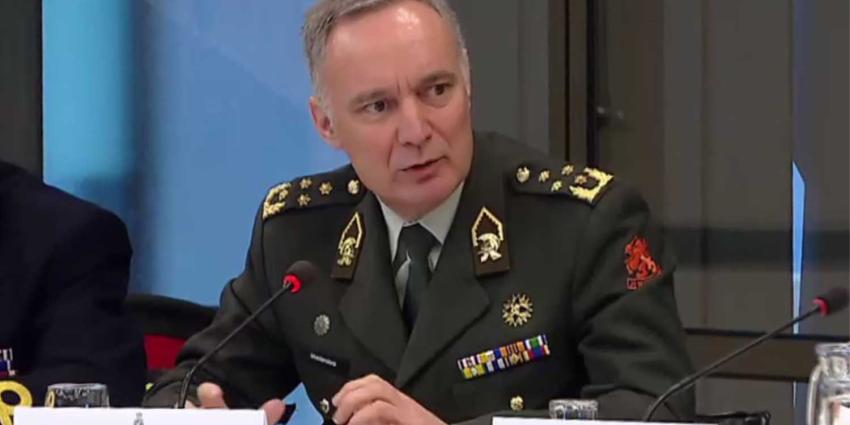 Commandant der Strijdkrachten Tom Middendorp 