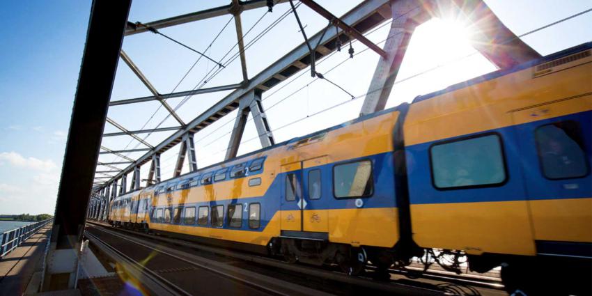 Treinverkeer Moerdijkbrug na hapering dan toch weer hervat