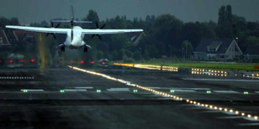 Foto van vliegtuig opstijgen | Archief EHF