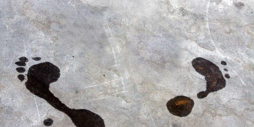 voet-afdruk-zweet-nat