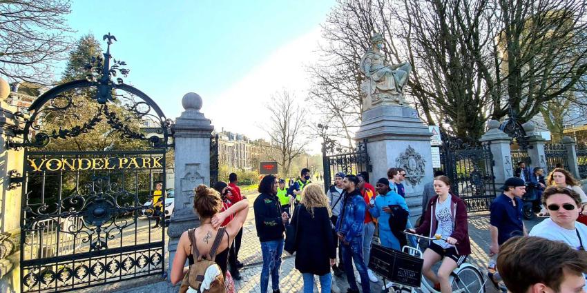 vondelpark-gesloten-drukte-lenteweer