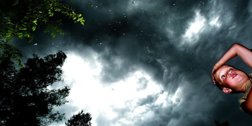 KNMI waarschuwt voor onweersbuien met veel neerslag