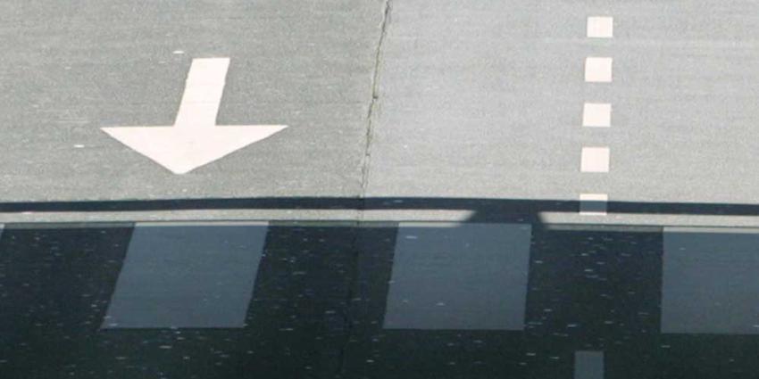 Schiedammer (59) rijdt in op zebrapad overstekend gezin