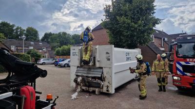 vuiliniswagen-brandweer