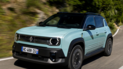 Renault 4 E-Tech electric bij zeven finalisten Car of the Year 2026