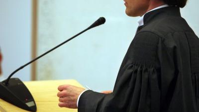 advocaat-toga-rechtbank