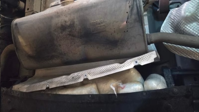 Drugs verstopt in bumper