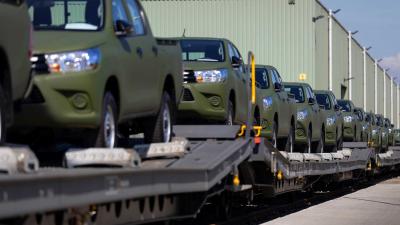pick-up-trucks-drone-eenheid-oekraine