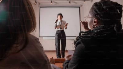 presentatie-pitch-vrouw
