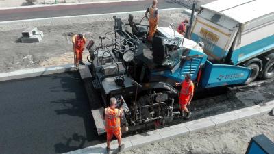 asfalt-werkzaamheden-wegwerkers