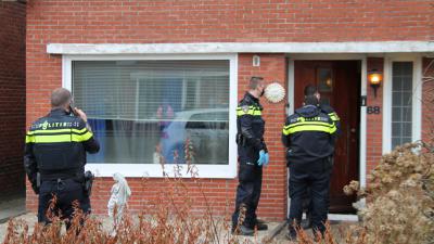 Politie doet zoeking in woning
