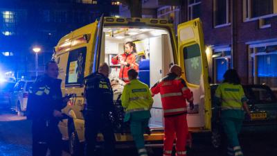 Man neergeschoten die voordeur opende