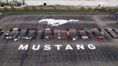 Ford viert productie van 10 miljoenste Mustang