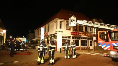 Veel rook bij brand boven restaurant in Vught