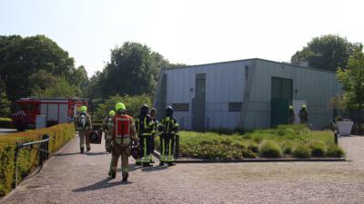 Foto van brandweer bij crematorium
