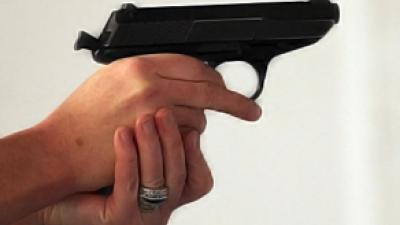 Amerikaanse agent schiet vrouw dood tijdens rollenspel 