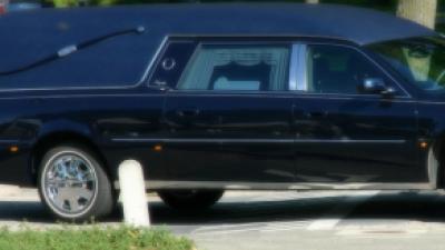 Pfaff niet welkom op uitvaart van zus