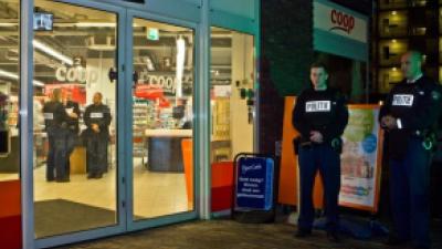Personeel en klanten bedreigd bij overval supermarkt