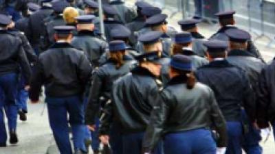 Akkoord bereikt tussen politievakbonden en Opstelten