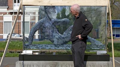 Foto van nieuw beeld oorlogsmonument Wildervank | Stichting VIP | www.parkstadveendam.nl
