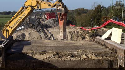 Werkzaamheden spoorwegviaduct over N33 | Stichting VIP | www.parkstadveendam.nl