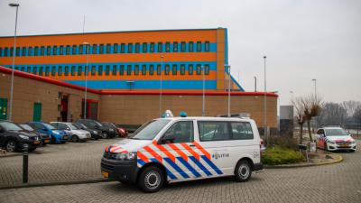 Gevangene ontsnapt uit PI De Schie