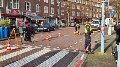 Politie doet onderzoek op Maasstraat