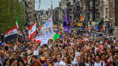 Foto van Pride Walk