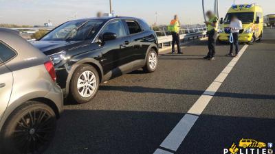 Politie prijst helden voor ingrijpen bij onwel geworden automobilist op snelweg A5