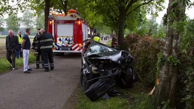 Foto van auto-ongeval | Persburo Sander van Gils | www.persburausandervangils.nl