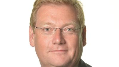 Van der Steur investeert extra in aanpak mensenhandel