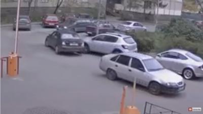 Hoe je een auto vooral niet moet slepen