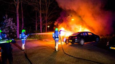 Vlaardingen getroffen door autobranden