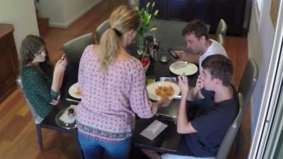 Bijzondere pepermolen brengt de gezelligheid weer terug aan tafel