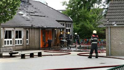 Brand basisschool Eindhoven richt veel schade aan 