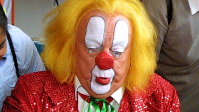 Nederlands meest bekende clown Bassie mag weer naar huis 