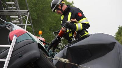 Foto van brandweer beknelling | Archief Flashphoto.nl | www.flashphoto.nl