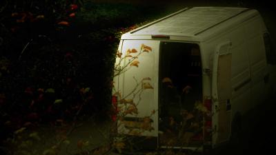 bestelbus-wit-donker