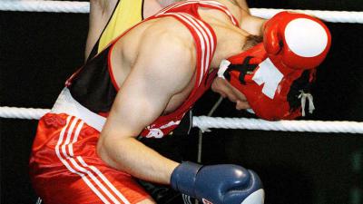 Verbod op trappen en stoten naar het hoofd bij vechtsporters onder de 18 jaar