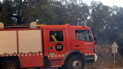 Toeristen op de vlucht voor bosbranden in Frankrijk en Spanje