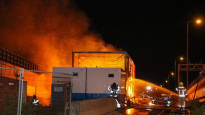 botlekbrug, dicht, brand, bouwkeet 