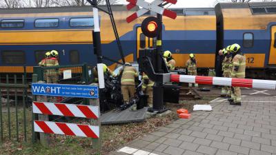 botsing-trein-spoorwegovergang