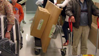 Medewerkers doe-het-zelfbranche in actie na te laag loonbod werkgevers