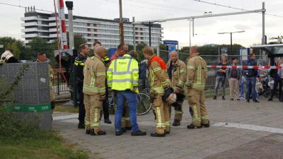 Brandweer rukt uit voor brand in bovenleiding NS station Vlaardingen
