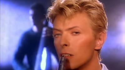 100.000ste bezoeker voor tentoonstelling 'David Bowie is'