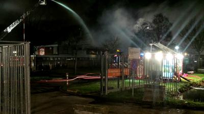 Foto van brand op sportcomplex Strandvliet | Miranda van der Sloot