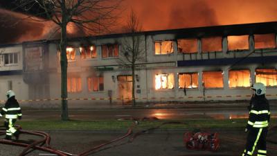 Overlast bij grote brand in partycentrum Tilburg